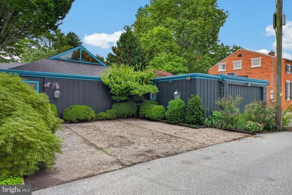 175 N CONCORD STREET, LANCASTER, PA 17603