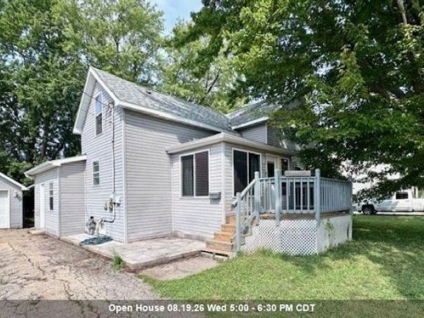 533 E PEARL STREET, Seymour, WI 54165