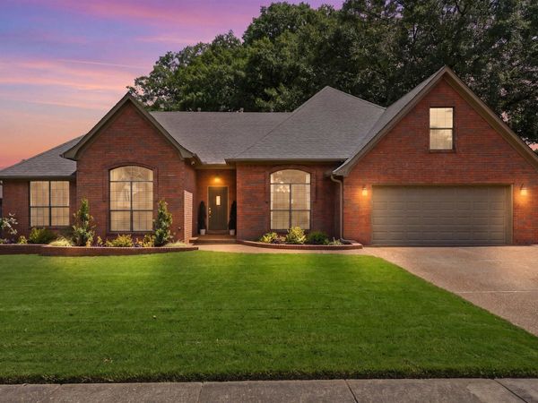 1284 GREY WOLF DR, Collierville, TN 38017