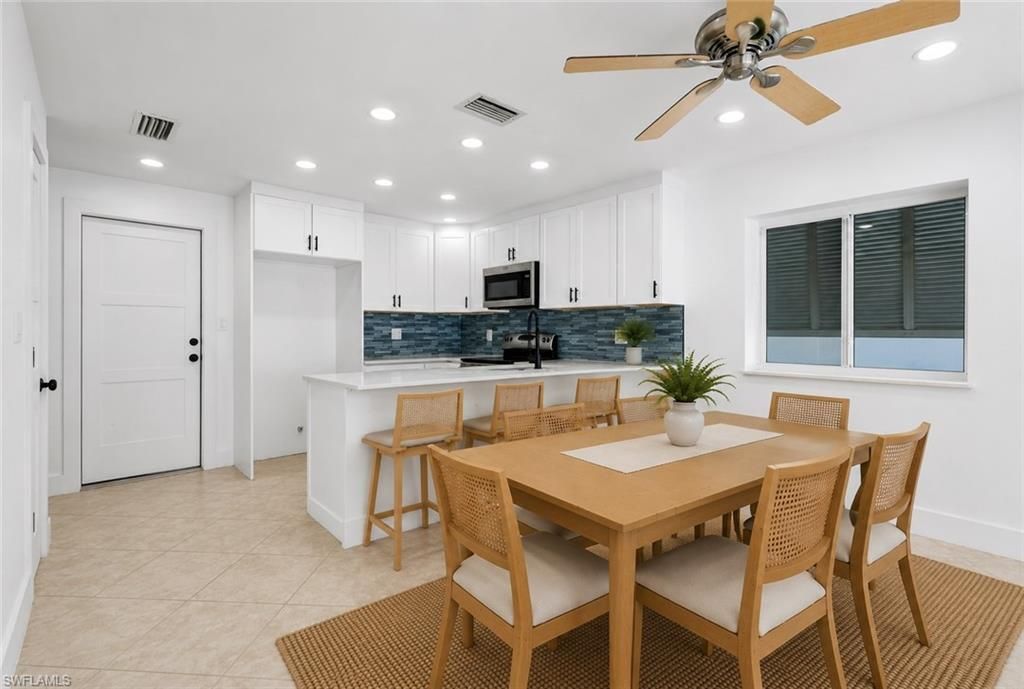 193 Hibiscus Dr, Fort Myers Beach, FL 33931 Photo