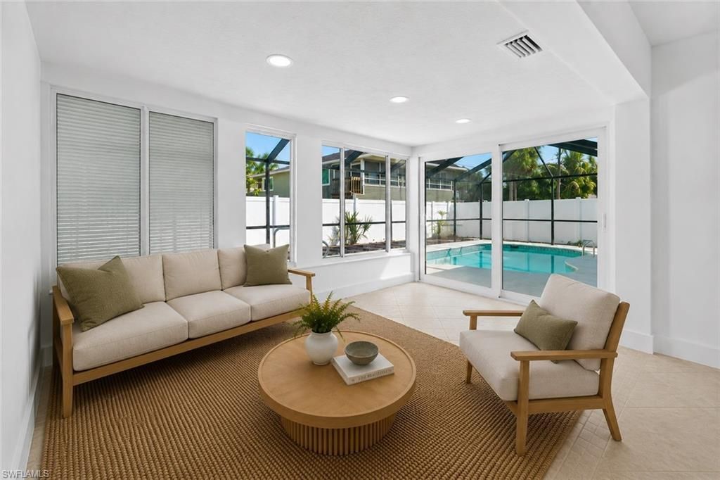 193 Hibiscus Dr, Fort Myers Beach, FL 33931 Photo