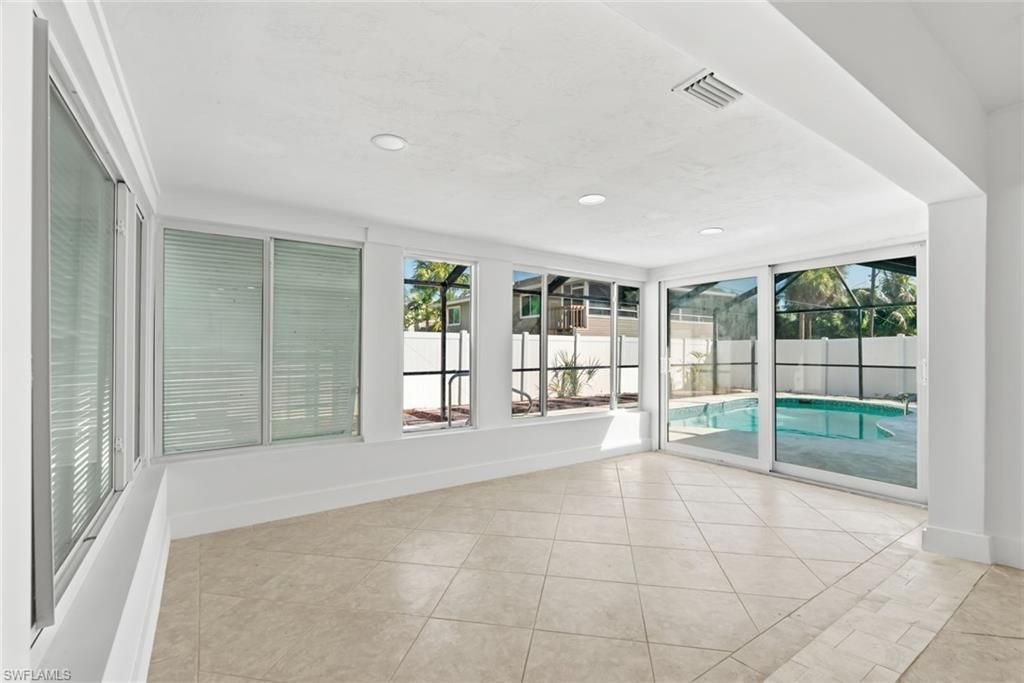 193 Hibiscus Dr, Fort Myers Beach, FL 33931 Photo