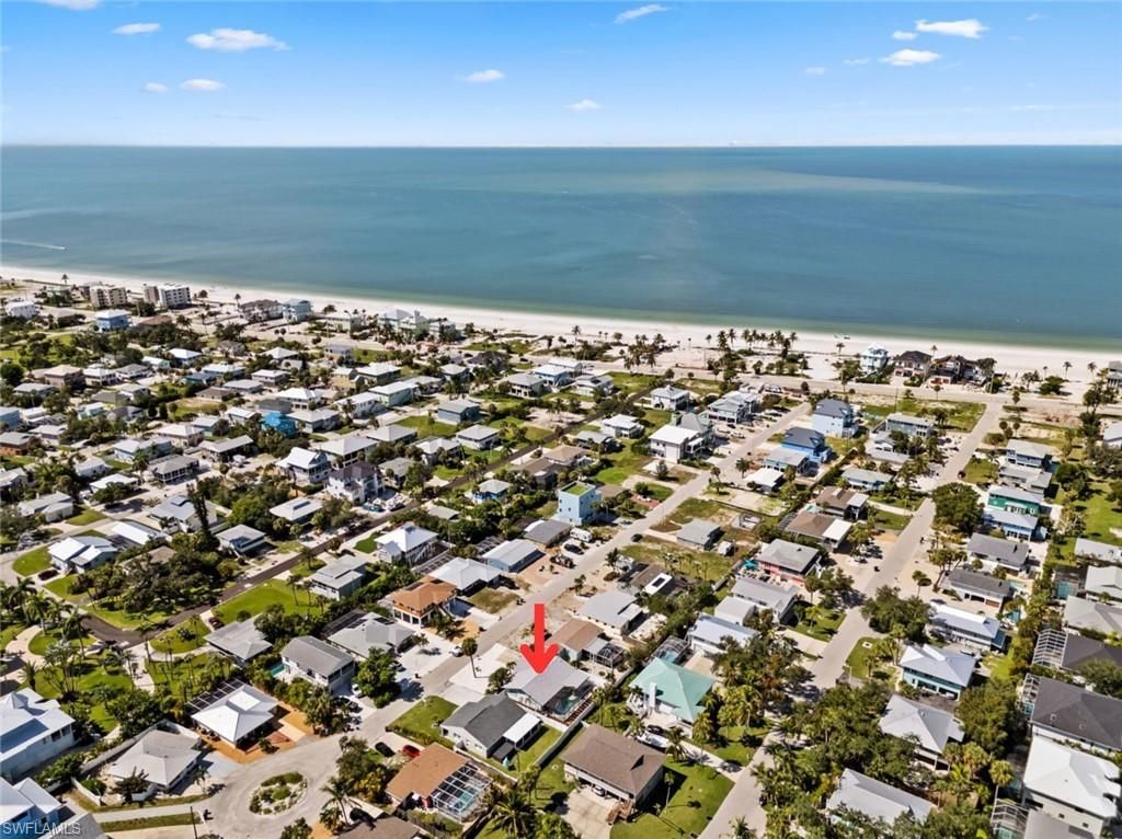 193 Hibiscus Dr, Fort Myers Beach, FL 33931 Photo