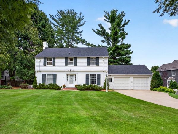 913 10th Street SW, Rochester, MN 55902