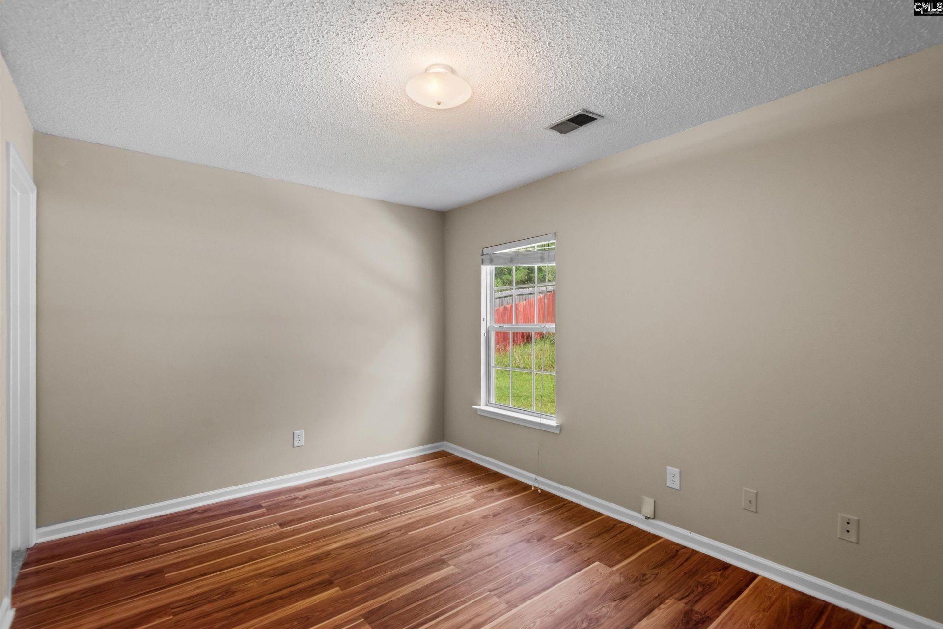 309 Summer Bend Road Photo 13