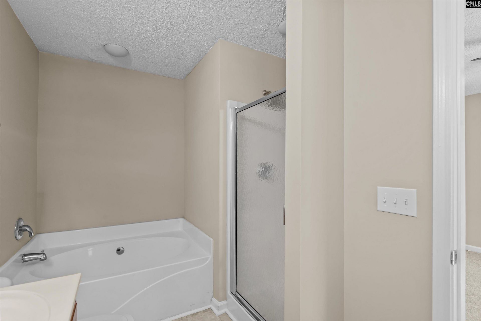 309 Summer Bend Road Photo 16
