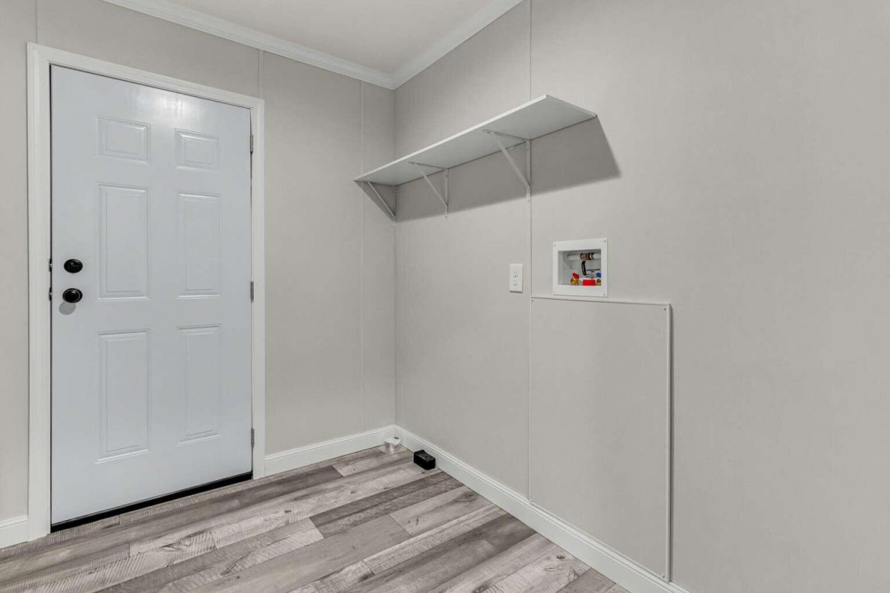 552 Selena Circle Photo 34