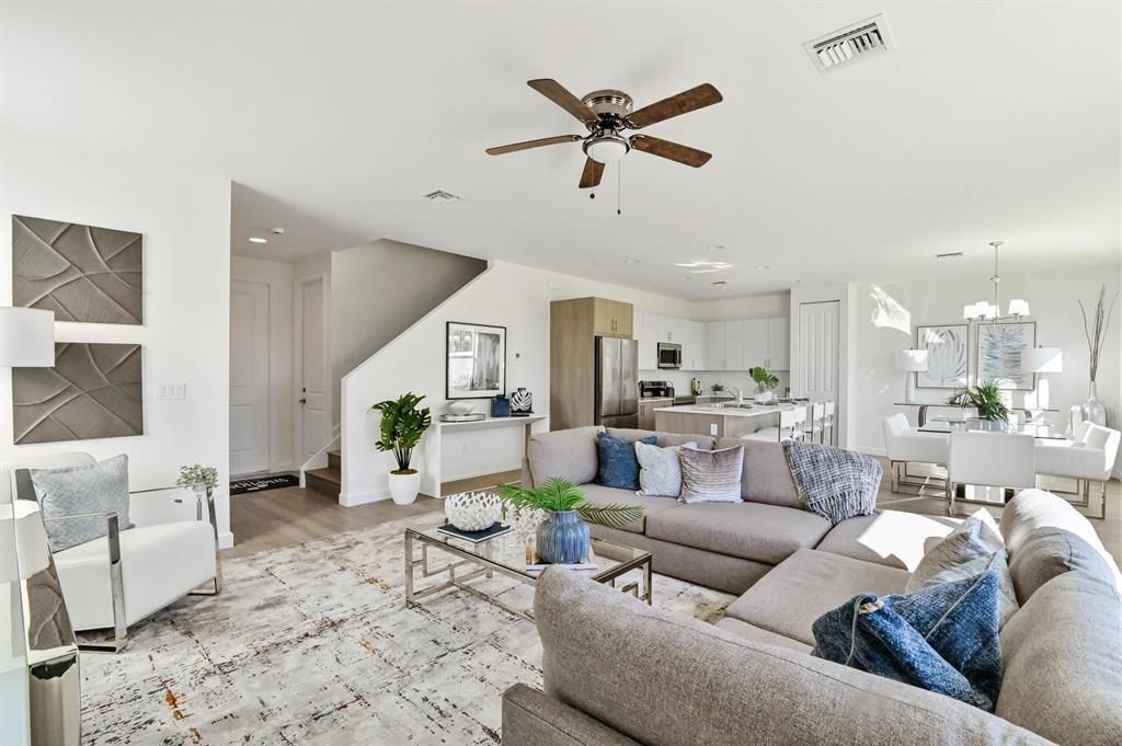 6299 N Tenor Drive, West Palm Beach, FL 33413 Photo