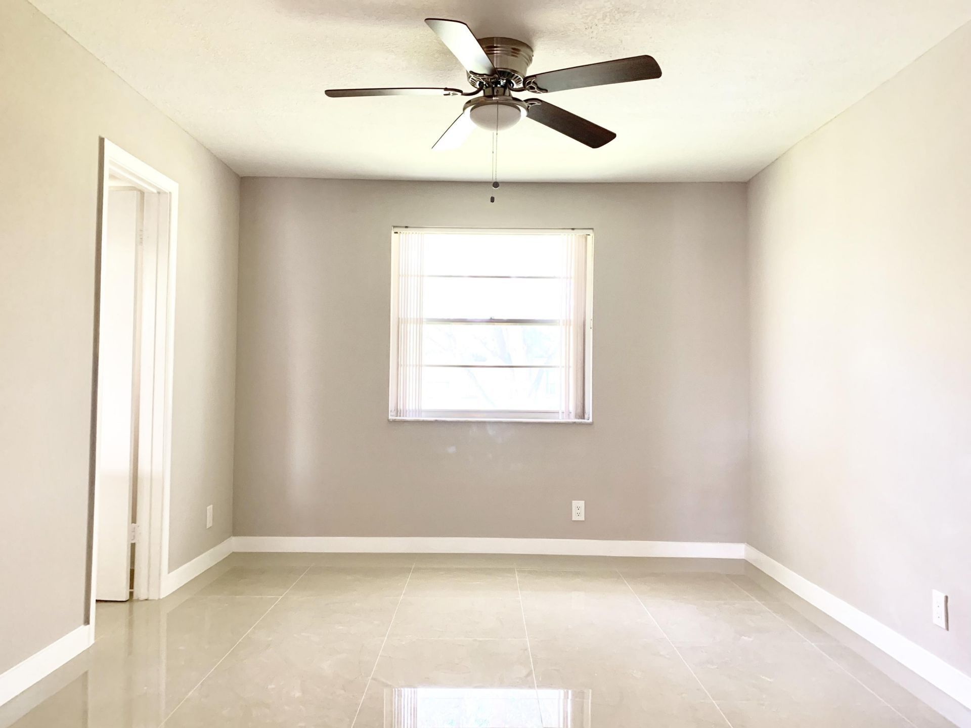 2750 Forest Hills Boulevard, Unit 208, Coral Springs, FL 33065 Photo