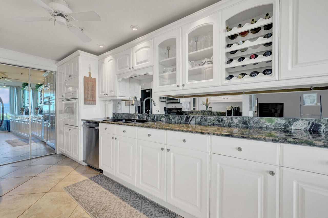 859 Jeffery Street, Unit 7050, Boca Raton, FL 33487 Photo