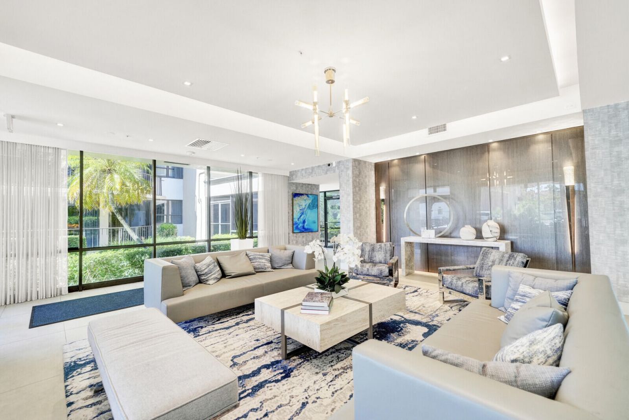 859 Jeffery Street, Unit 7050, Boca Raton, FL 33487 Photo