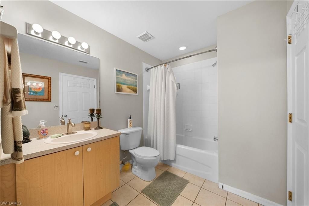 15461 Bellamar Cir , Unit 1912, Fort Myers, FL 33908 Photo