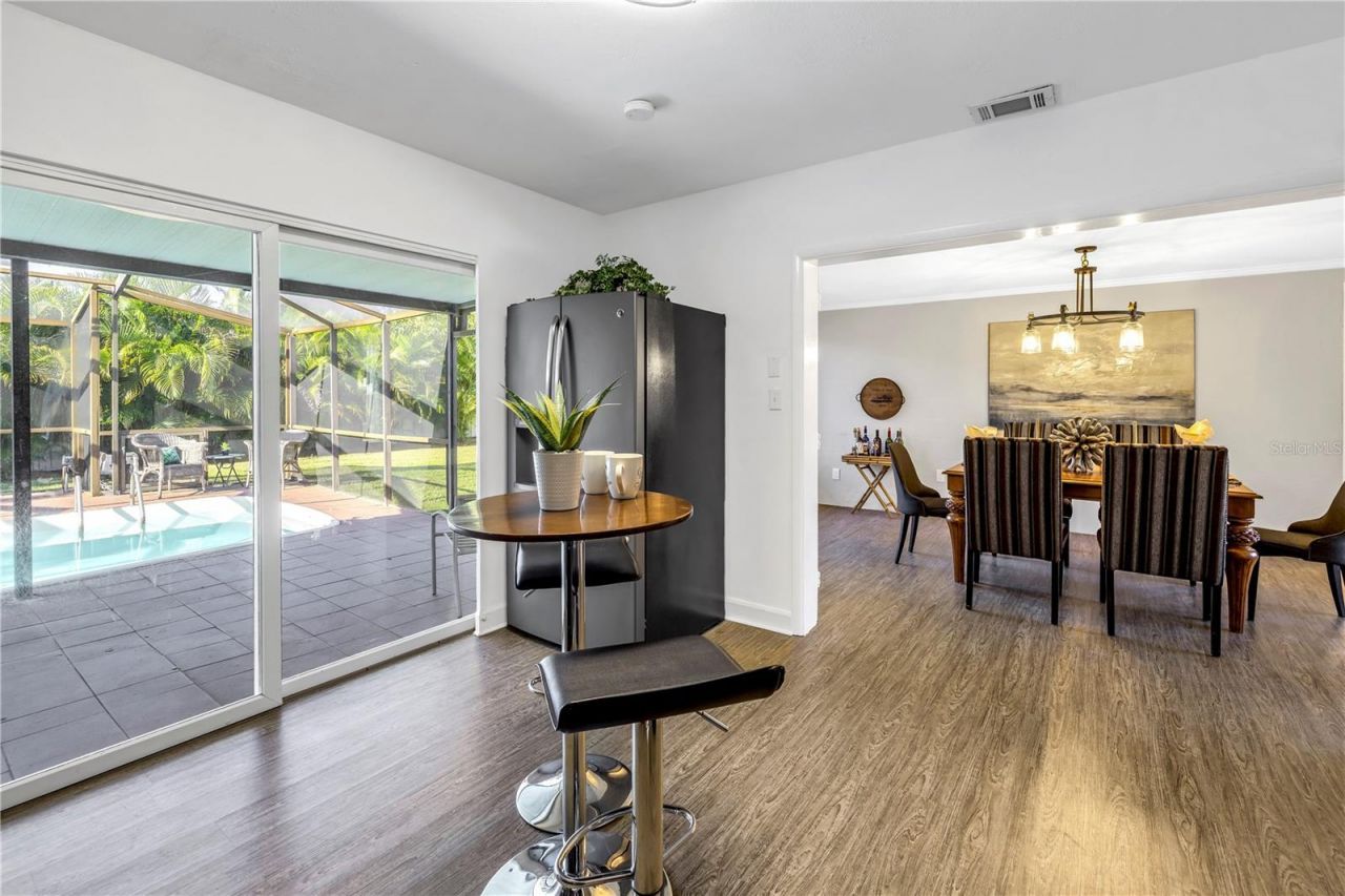 610 Cordova Boulevard Ne, Saint Petersburg, FL 33704 Photo