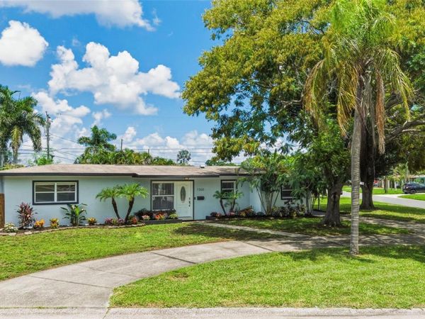 7300 10TH STREET N, ST PETERSBURG, FL 33702