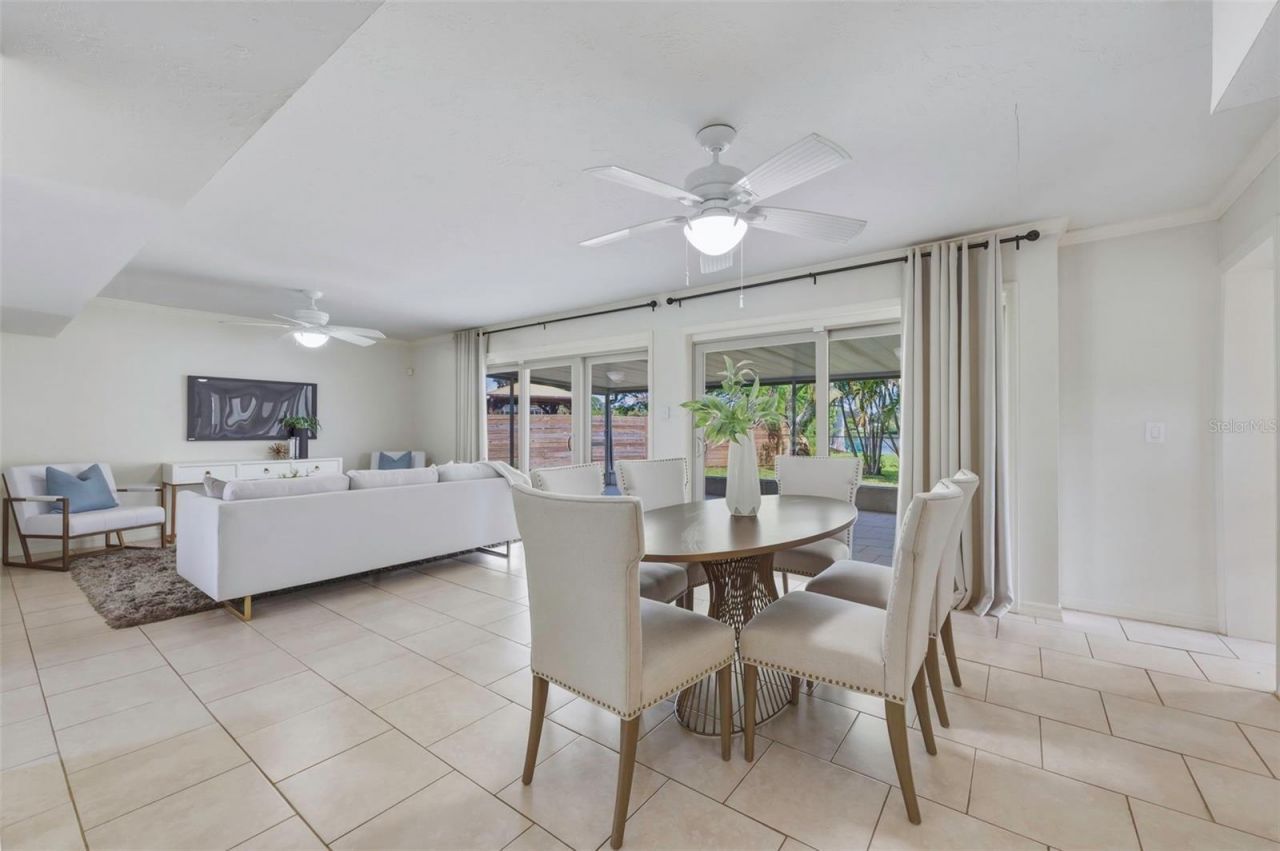 7300 10th Street N, Saint Petersburg, FL 33702 Photo