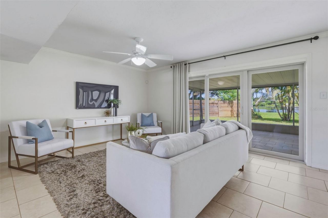 7300 10th Street N, Saint Petersburg, FL 33702 Photo