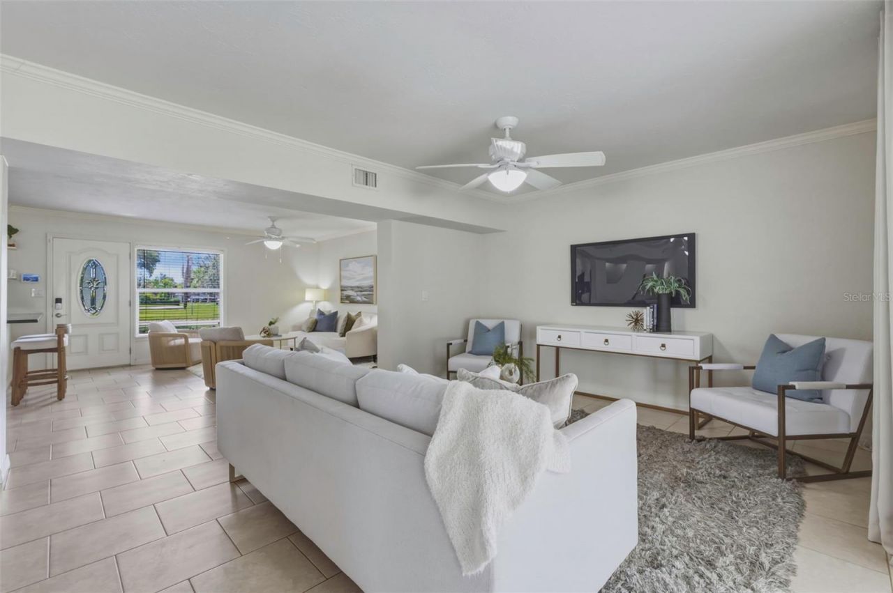7300 10th Street N, Saint Petersburg, FL 33702 Photo