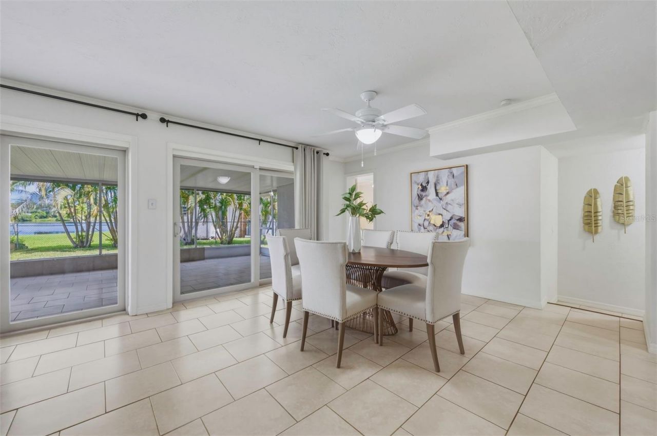 7300 10th Street N, Saint Petersburg, FL 33702 Photo