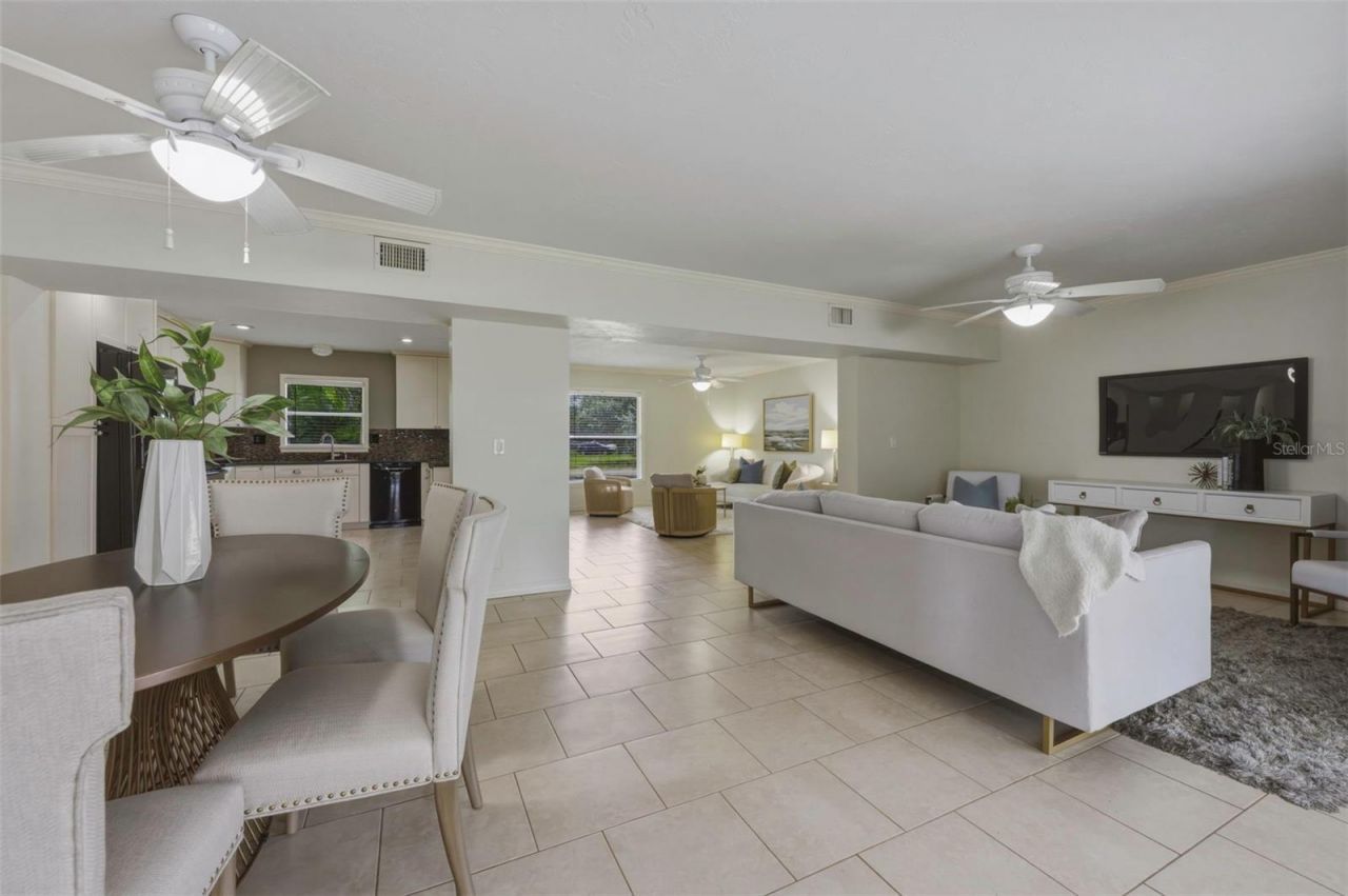 7300 10th Street N, Saint Petersburg, FL 33702 Photo