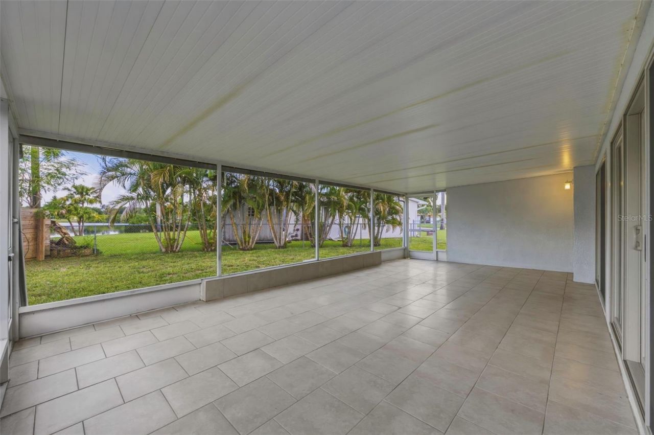 7300 10th Street N, Saint Petersburg, FL 33702 Photo