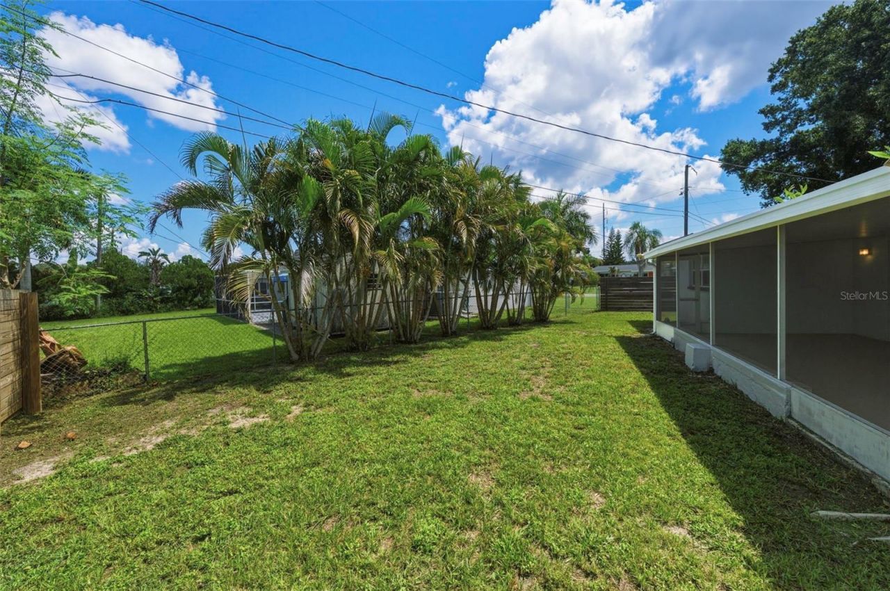 7300 10th Street N, Saint Petersburg, FL 33702 Photo