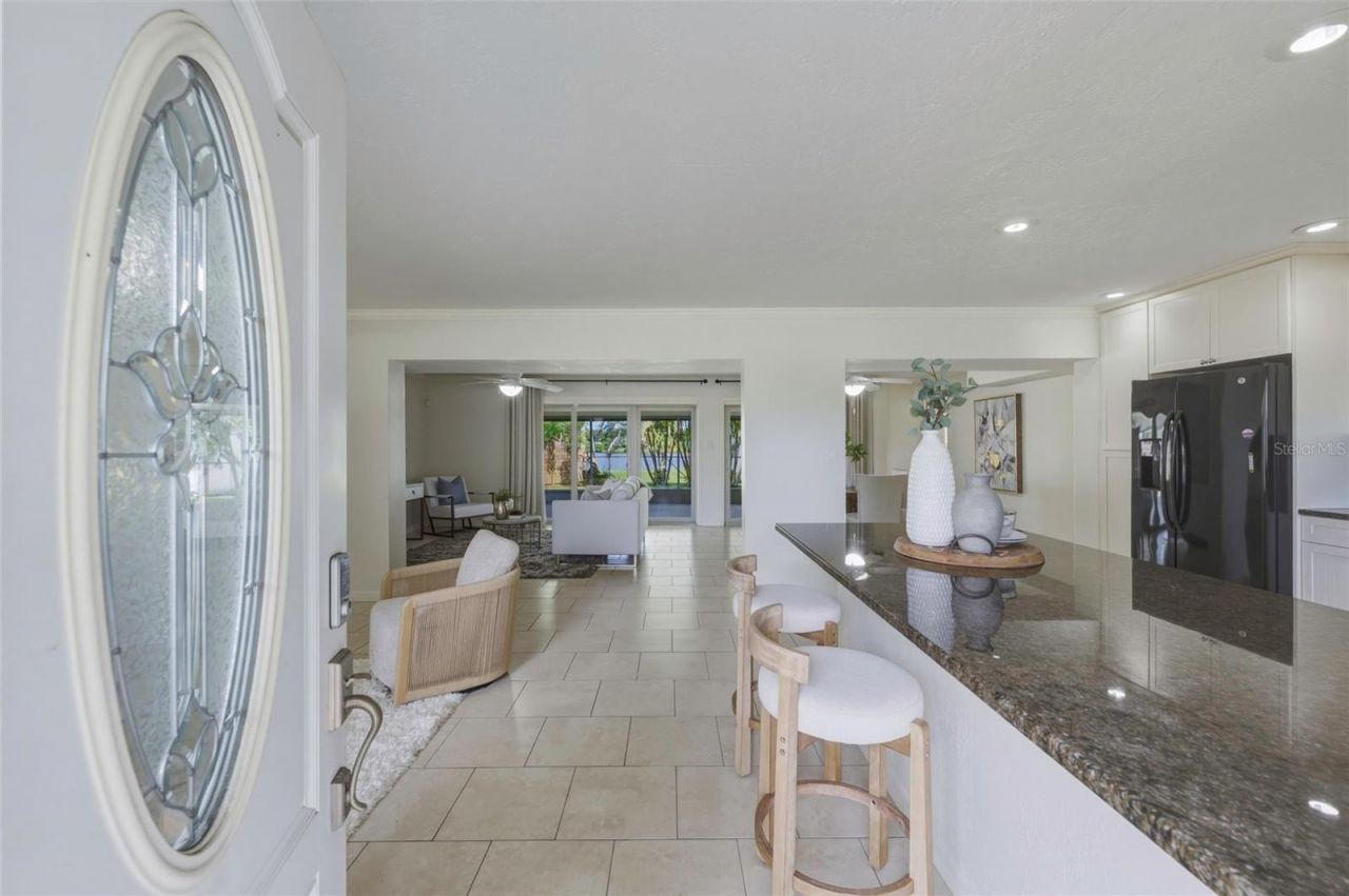 7300 10th Street N, Saint Petersburg, FL 33702 Photo