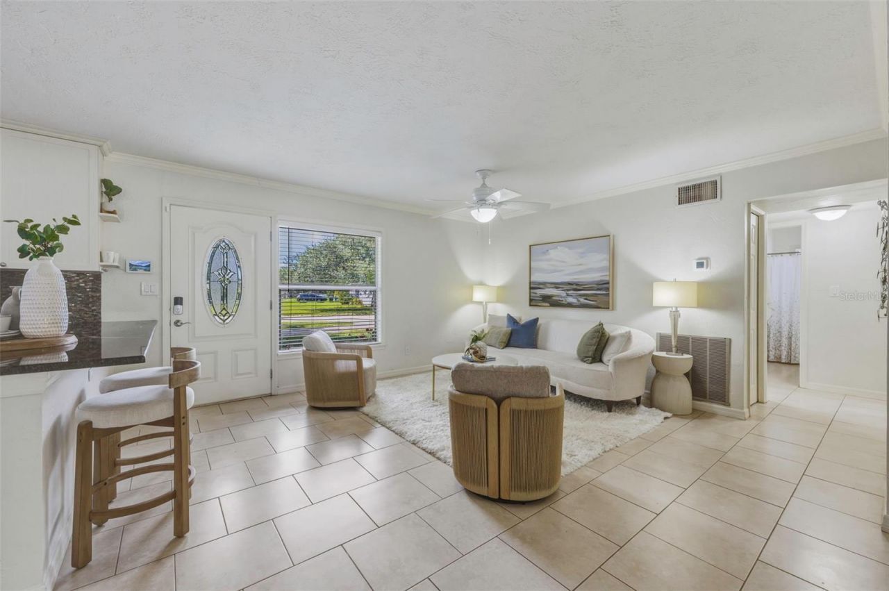 7300 10th Street N, Saint Petersburg, FL 33702 Photo