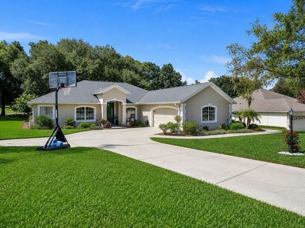 39843 GROVE HEIGHTS , LADY LAKE, FL 32159
