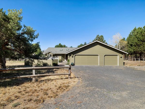 65015 Hopper Road, Bend, OR 97703