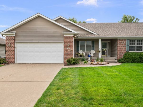 116 S BLANCHE Drive, Eldridge, IA 52748