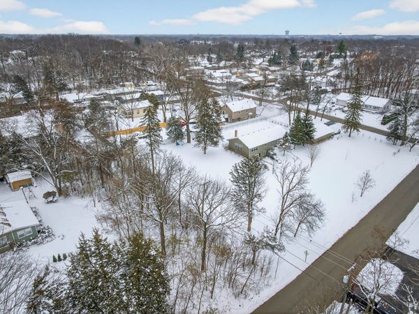 35563 N Hillside Avenue , Round Lake Beach, IL 60073