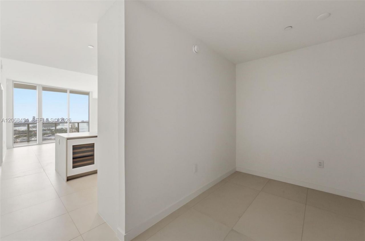 1400 Biscayne Blvd. , Unit 3004, Miami, FL 33132 Photo