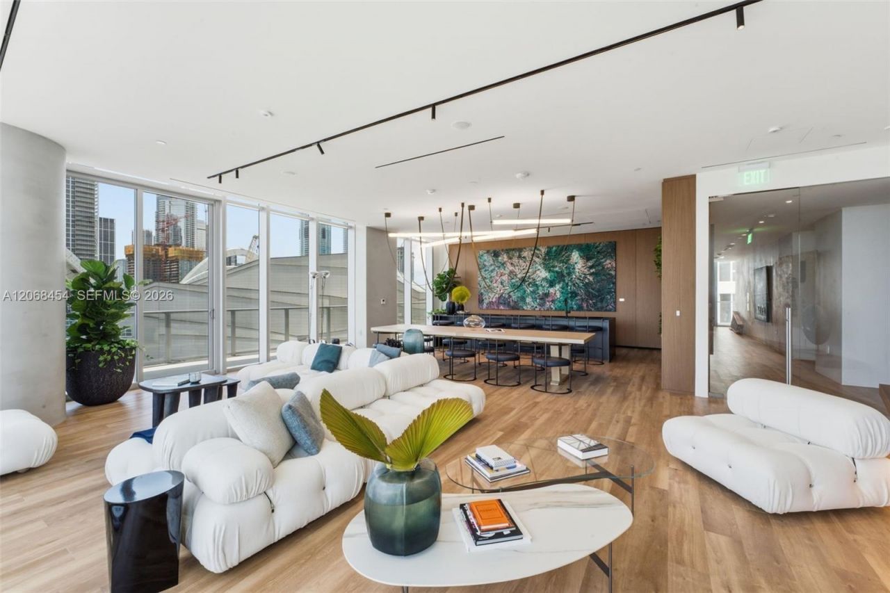 1400 Biscayne Blvd. , Unit 3004, Miami, FL 33132 Photo