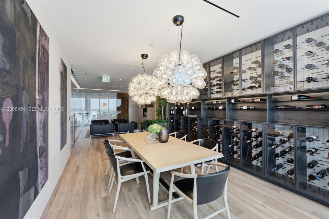 1400 Biscayne Blvd. , Unit 3004, Miami, FL 33132 Photo