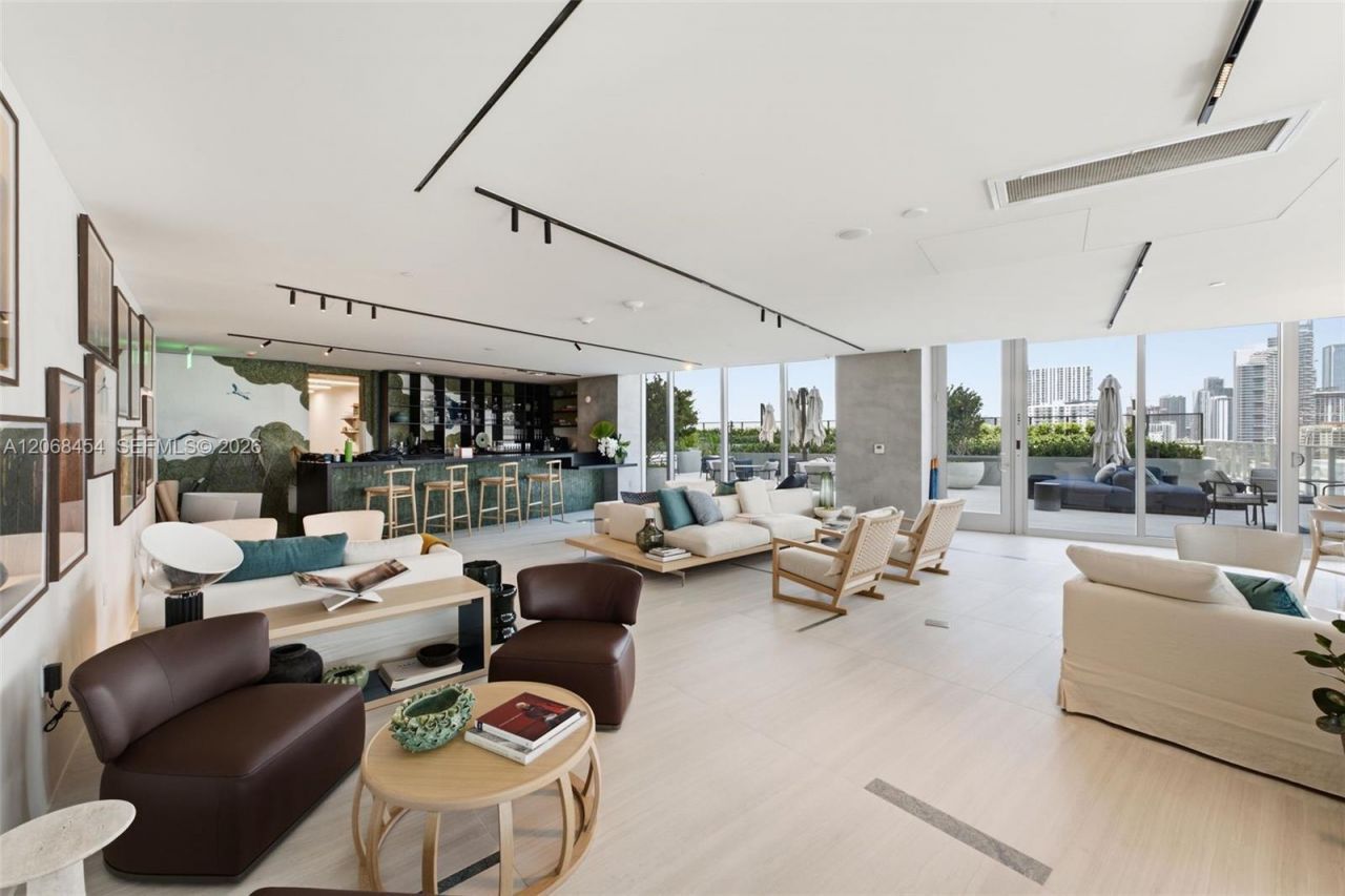 1400 Biscayne Blvd. , Unit 3004, Miami, FL 33132 Photo