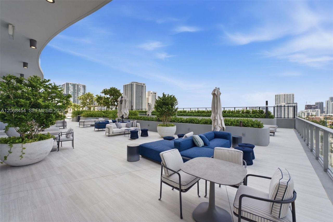 1400 Biscayne Blvd. , Unit 3004, Miami, FL 33132 Photo