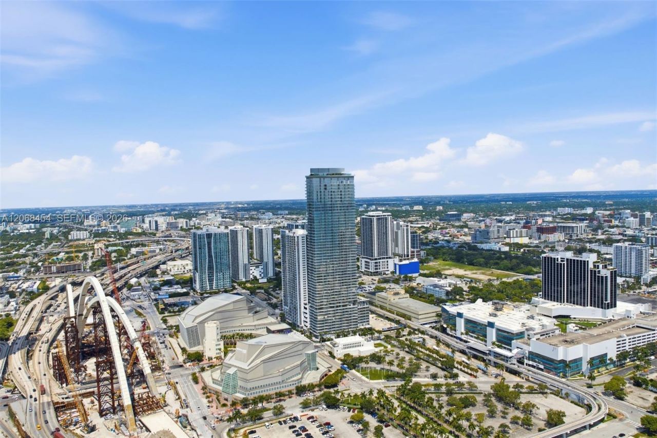 1400 Biscayne Blvd. , Unit 3004, Miami, FL 33132 Photo