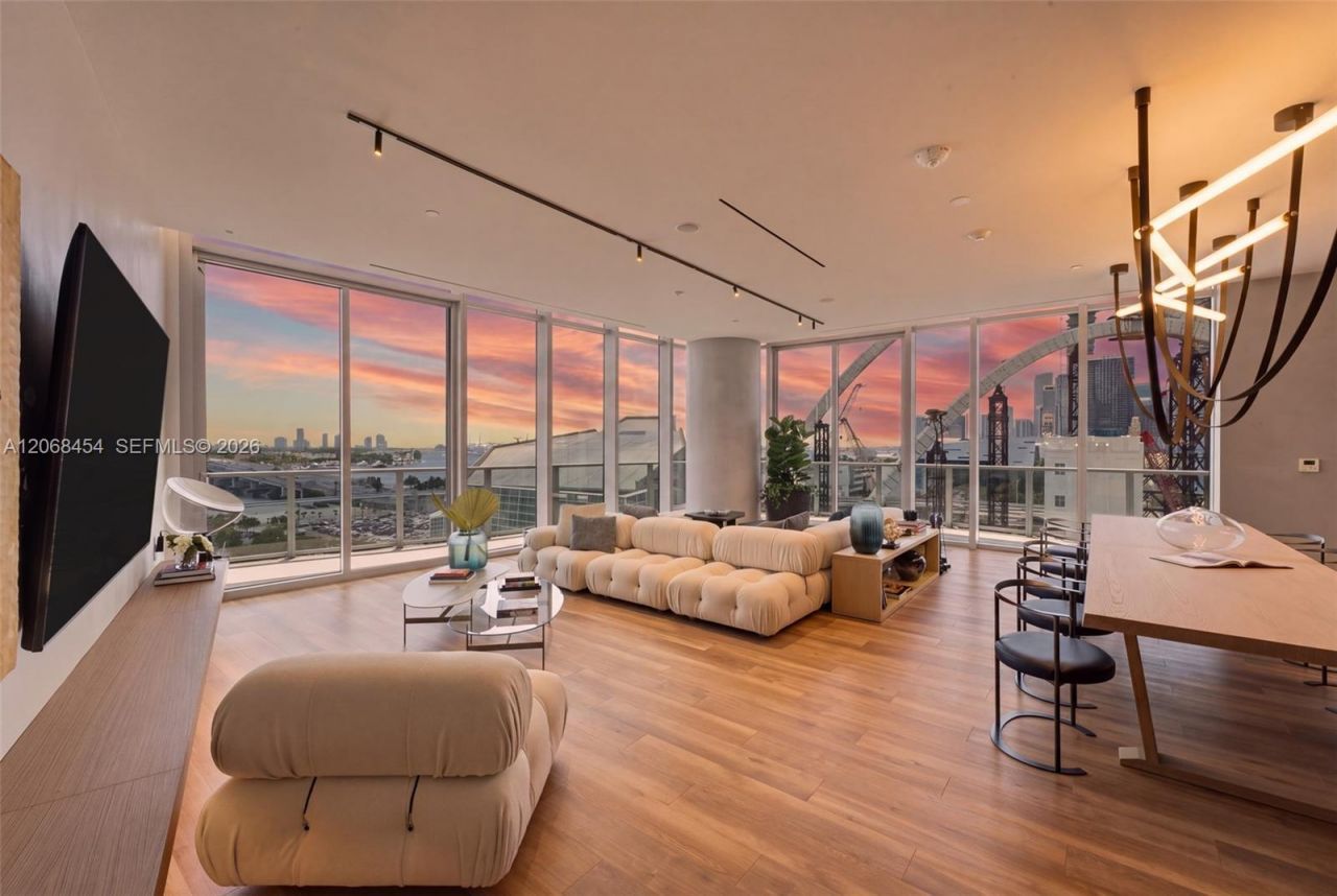 1400 Biscayne Blvd. , Unit 3004, Miami, FL 33132 Photo