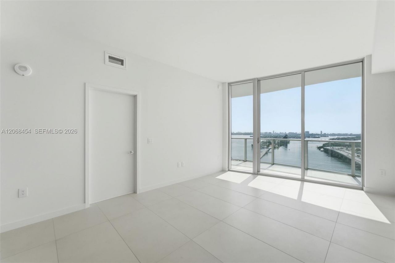 1400 Biscayne Blvd. , Unit 3004, Miami, FL 33132 Photo