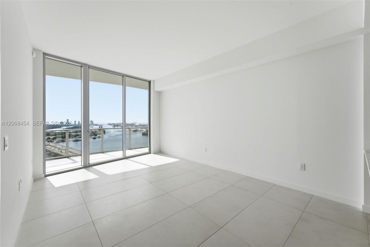 1400 Biscayne Blvd. , Unit 3004, Miami, FL 33132 Photo