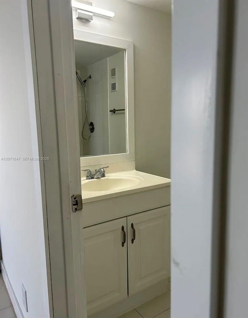 8720 N Sherman Cir , Unit 307, Miramar, FL 33025 Photo