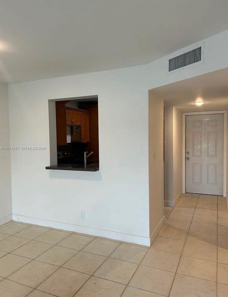 8720 N Sherman Cir , Unit 307, Miramar, FL 33025 Photo