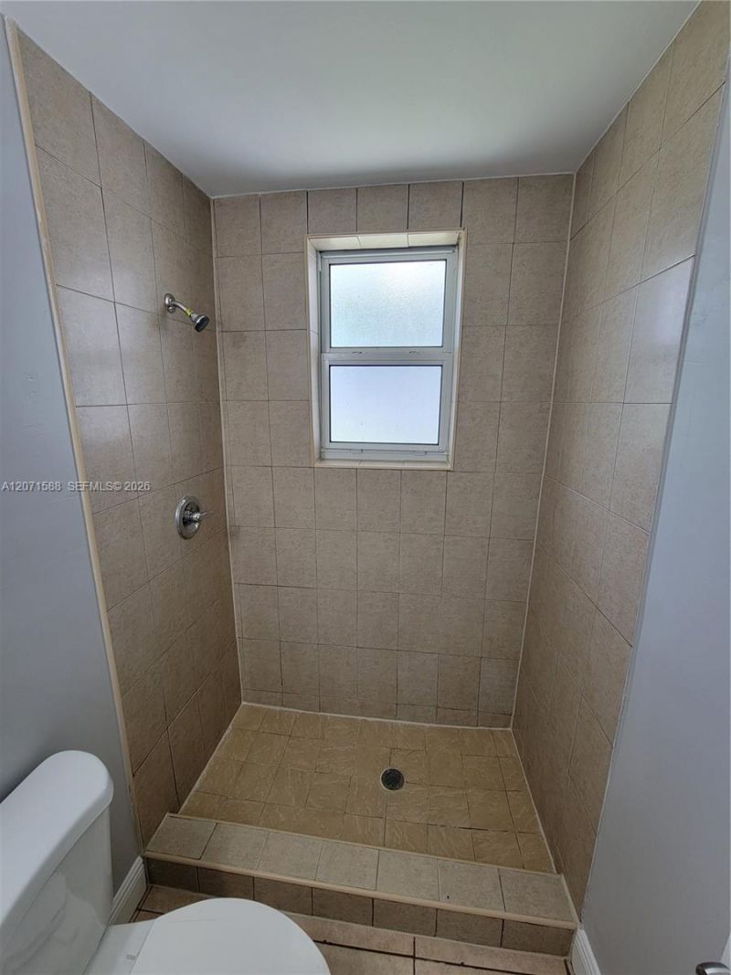 1740 NW 1st Pl , Unit 3, Miami, FL 33136 Photo