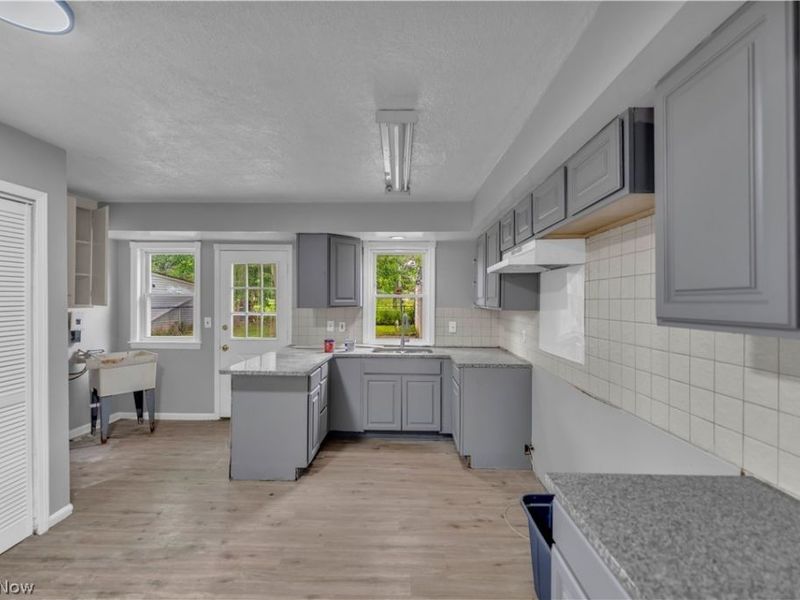 23166 Gay Street, Euclid, OH 44123 Photo 7