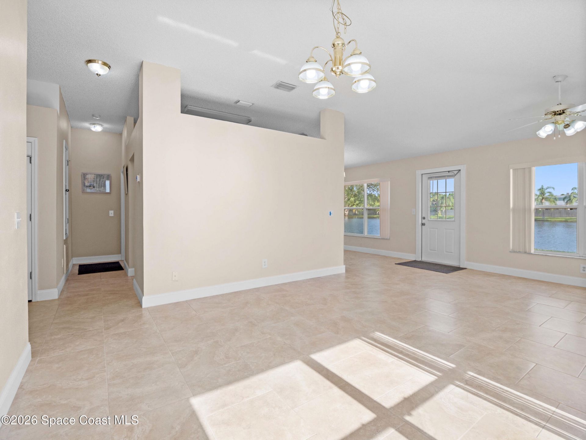 4811 Decatur Circle , Melbourne, FL 32934 Photo