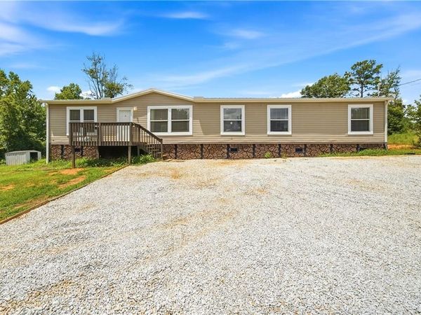 23601 Georgia Highway 100 , Roopville, GA 30170