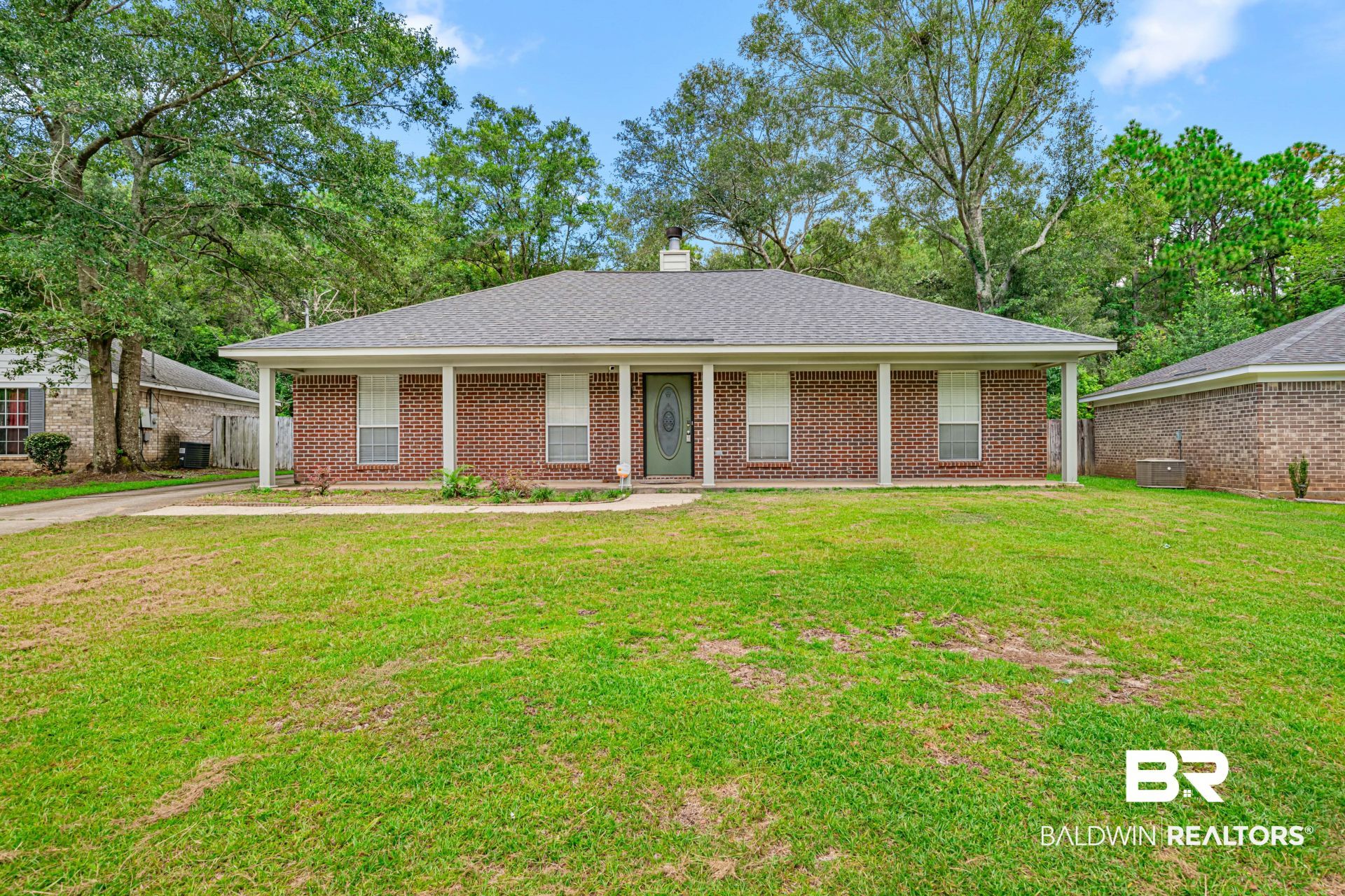 6332 N Woodside Dr, Theodore, AL 36582 Main Photo