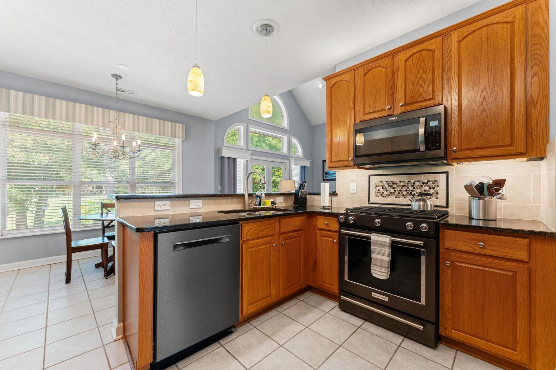 928 Heshbon Dr. Photo 18