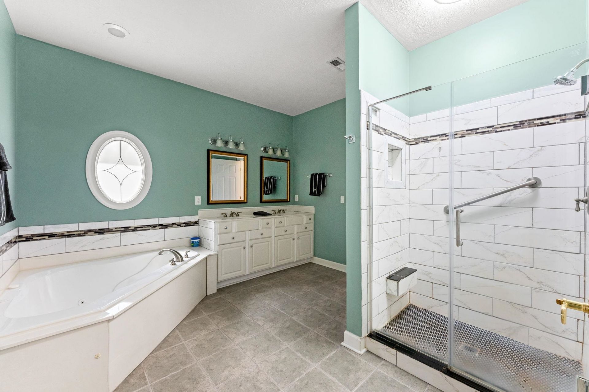 928 Heshbon Dr. Photo 22