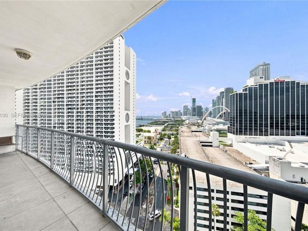 1750 N Bayshore Dr , Unit 1912, Miami, FL 33132